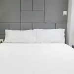 Comfy Studio 3 By Ong Realty